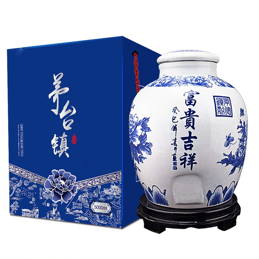 传承系列酱酒,复古包装设计,仿古瓶型,传统工艺标识,体现悠久历史传承